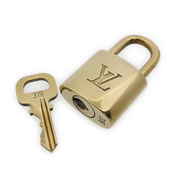 $300 Louis Vuitton Padlock Lock and Key with silver chain - Picture 1 of 3